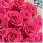 Букет Розовые розы в крафте из 11 роз